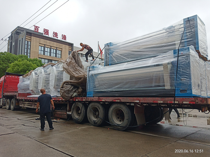 貴州和四川涼山兩地客戶(hù)訂購(gòu)的洗滌設(shè)備今日發(fā)貨